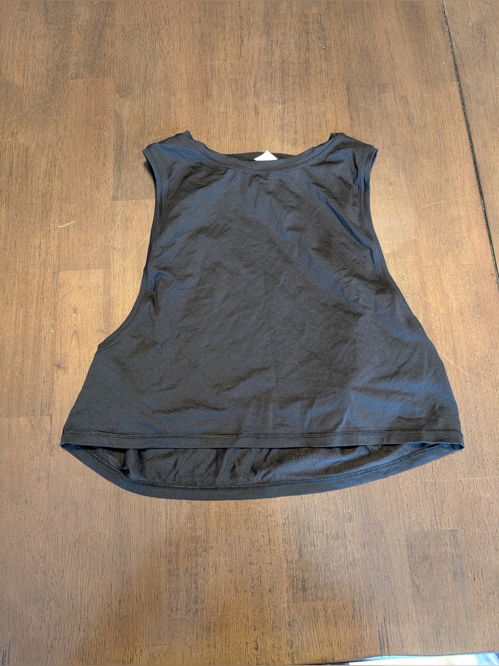 Lululemon cropped muscle tank size 4